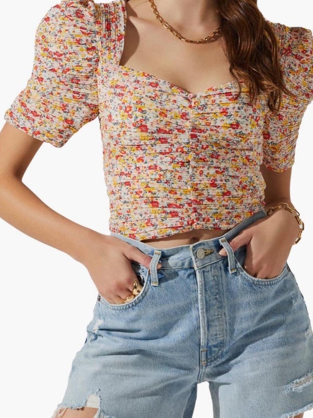 ASTR | Floral White Pink Red Ruched Puff-Sleeve Spring Crop Top